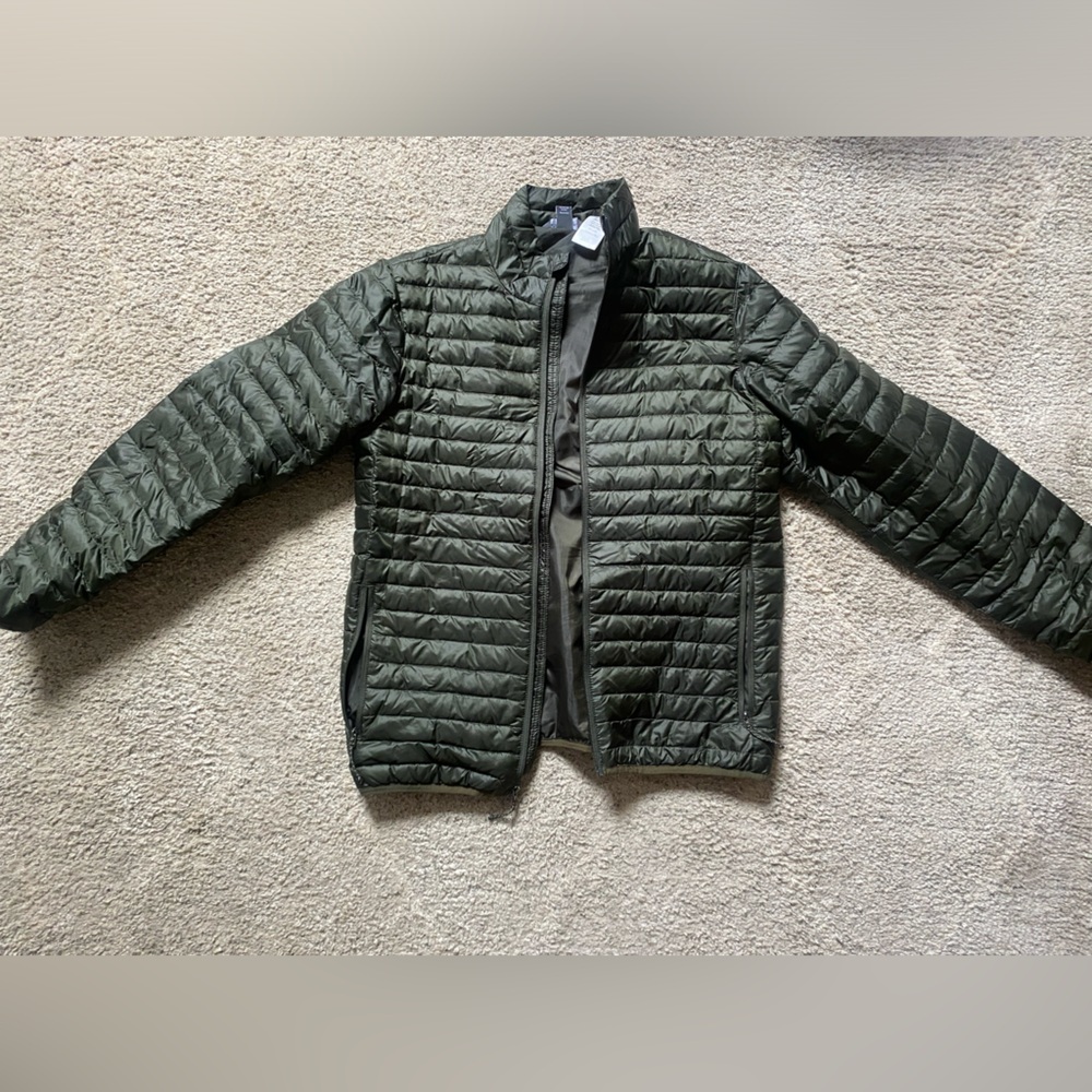 Unisex Forrest green Eddie Bauer rain coat